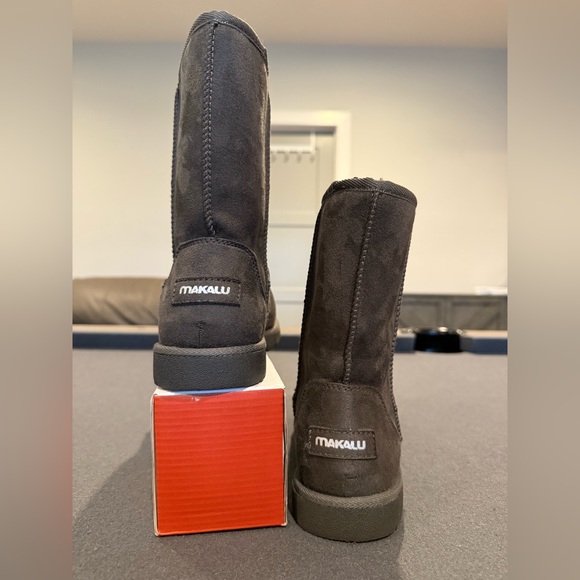 Makalu Ani Grey Pull-On Boots Women Size 7M - Picture 3 of 9